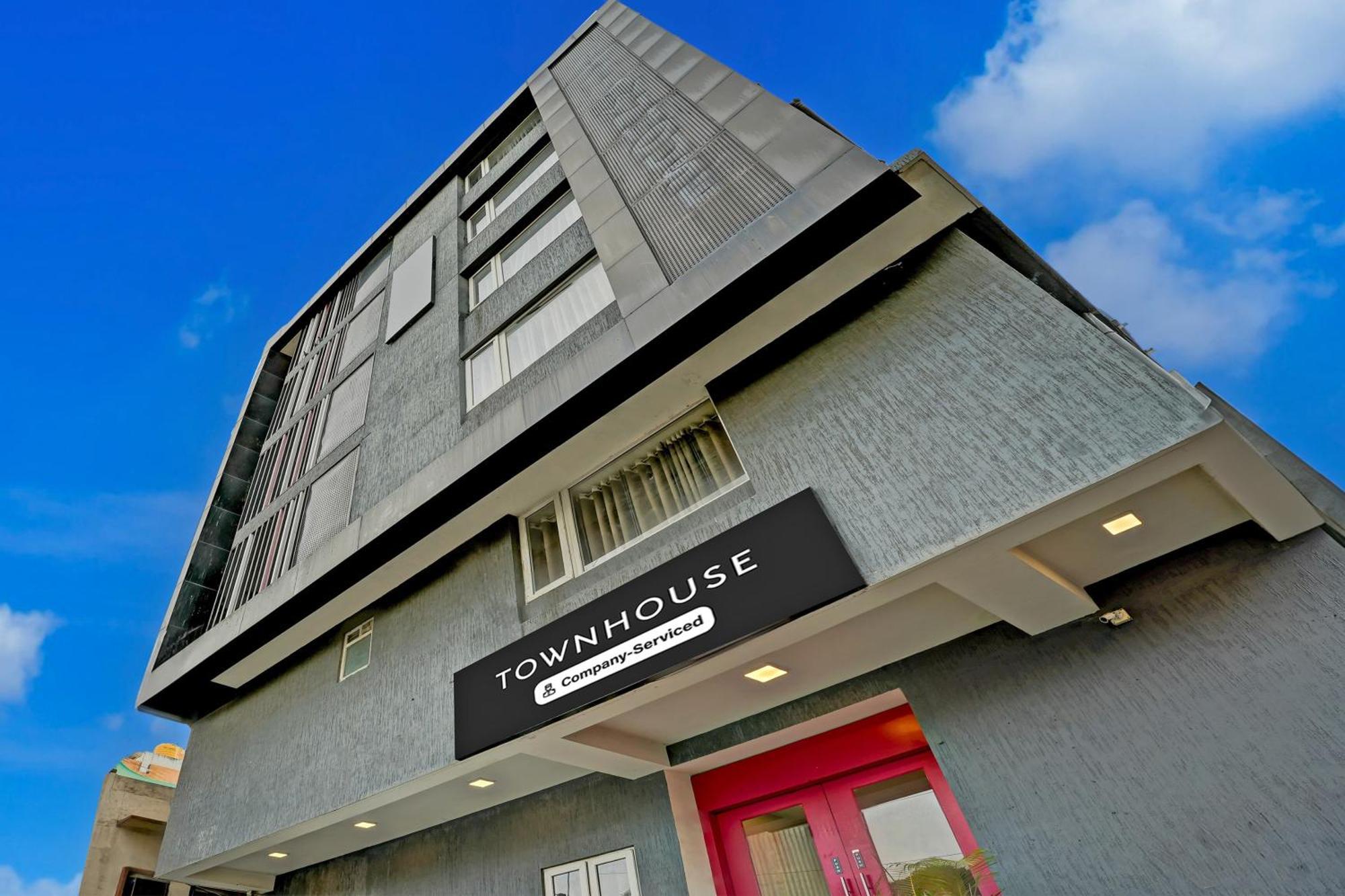 Super Townhouse Ulsoor Near Halasuru Metro Station Bangalore Exterior photo